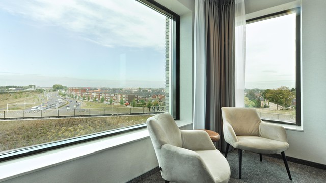 Comfort familiekamer (ouderslaapkamer) Van der Valk Hotel Nijmegen-Lent